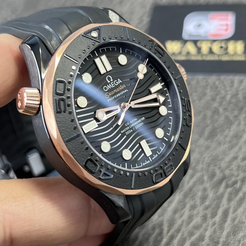 OMEGA Seamaster Diver 300m Black Ceramic Sedna Gold 43.5mm Super clone