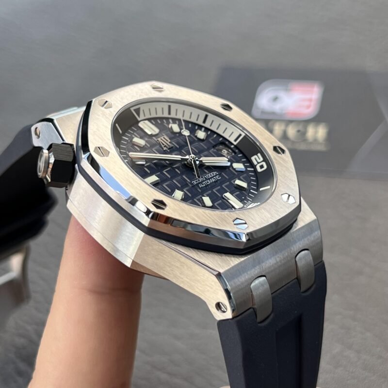 Royal Oak Offshore Diver 15720 Stainless Steel with Blue Dial (42mm) Super Clone