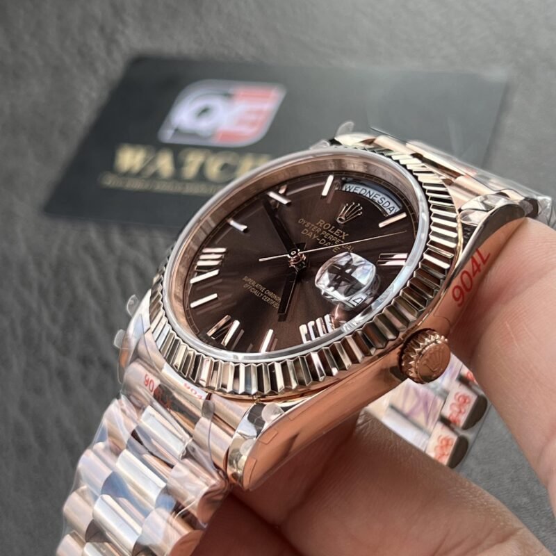 Rolex Day-Date m228235-0002 Rose gold with Chocolate Roman Numerals Dial President bracelet (40mm) Super Clone