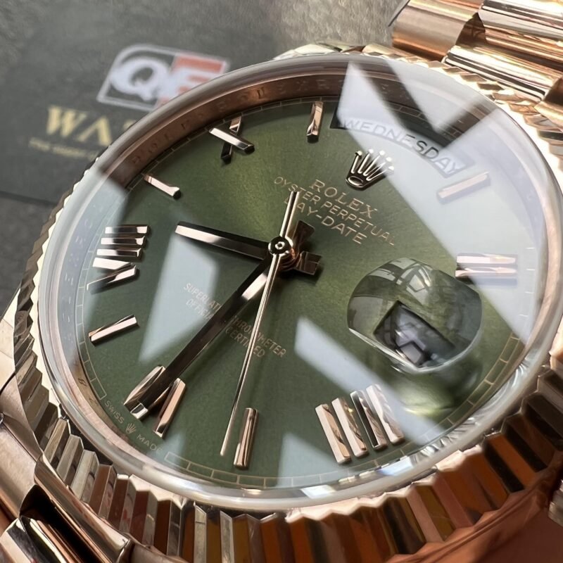 Rolex Day-Date m228235-0025 Rose gold with Olive Dial President bracelet (40mm) Super Clone