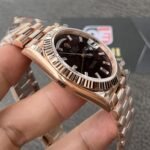 Rolex Day-Date m228235-0003 Rose gold with Chocolate diamond-set Dial President bracelet (40mm) Super Clone