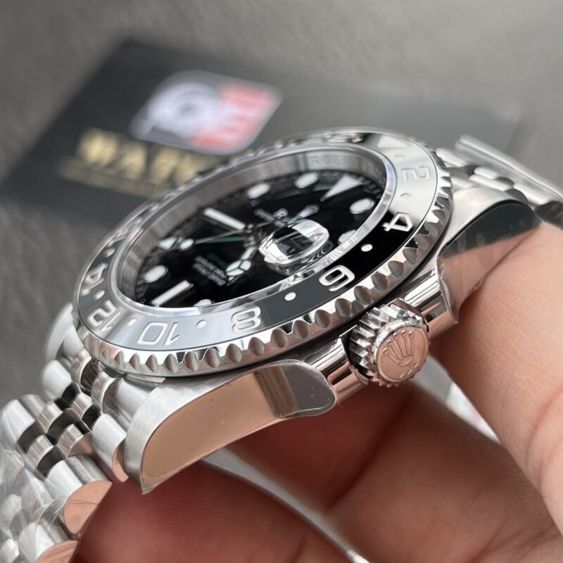 Rolex Bruce Wayne GMT Master II 126710grnr-0003 Black/Grey two-tone ceramic bezel Stainless Steel (40mm) Super Clone