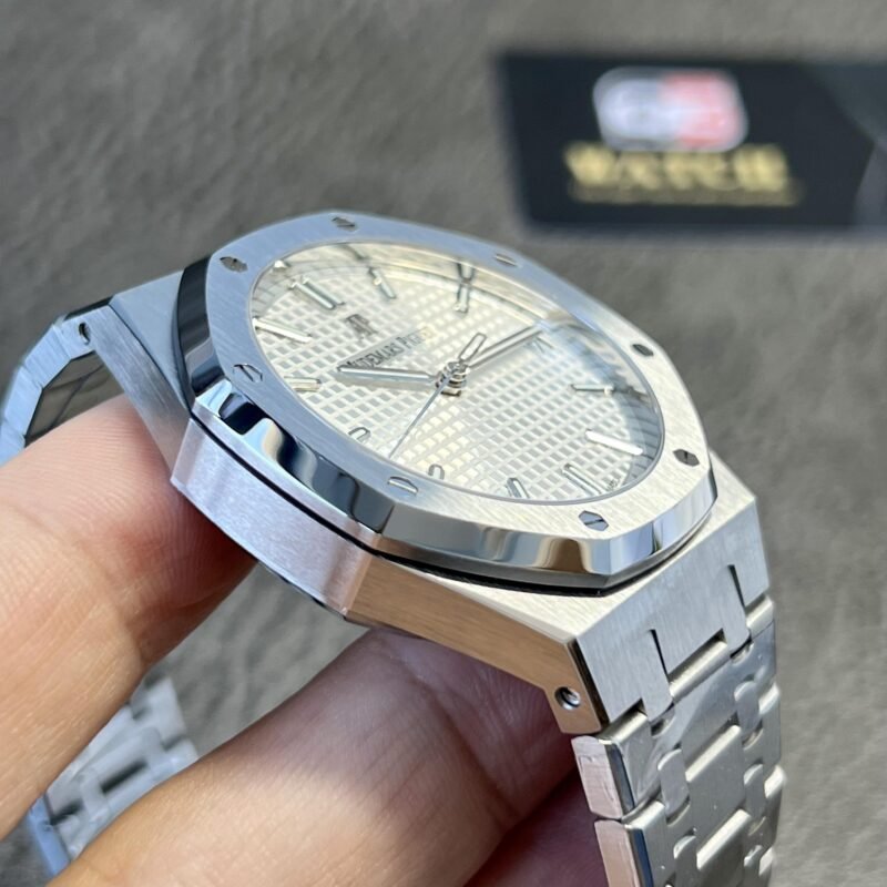 Audemars Piguet Royal Oak 15500St.Oo.1220St.04 White Index Self- Winding 41Mm Stainless Steel Super Clone