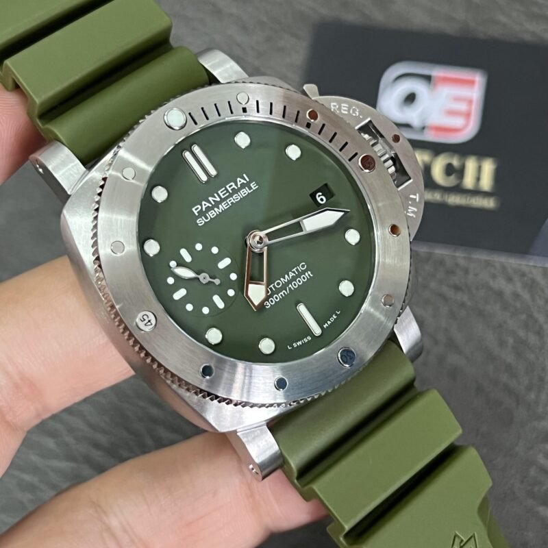 Panerai Submersible PAM01055 Green Dial with Green Rubber Strap 42mm Super Clone