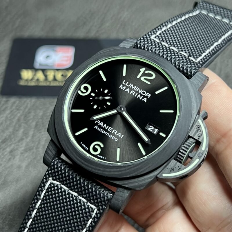 PAM01118 44mm Carbon Black Element Green Markers Nylon Strap