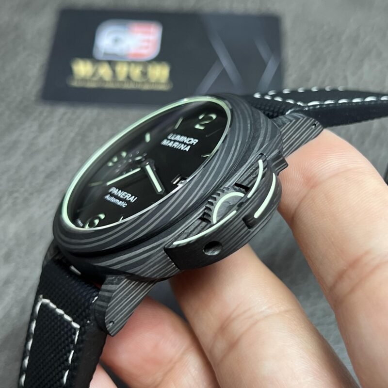 PAM01118 44mm Carbon Black Element Green Markers Nylon Strap