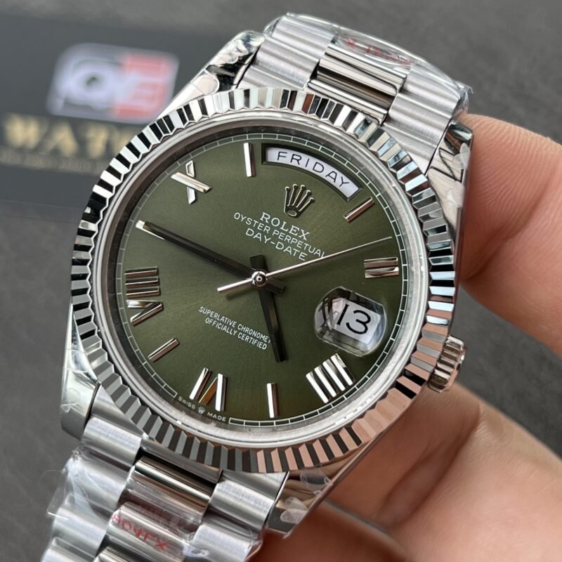 Rolex Day-Date m228239-0033 White gold with Green Dial President bracelet (40mm) Super Clone