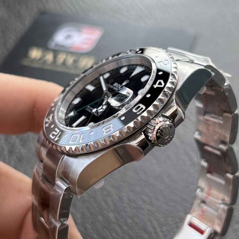 Rolex Bruce Wayne GMT Master II 126710grnr-0004 Black/Grey two-tone ceramic bezel Stainless Steel on Oyster (40mm) Super Clone