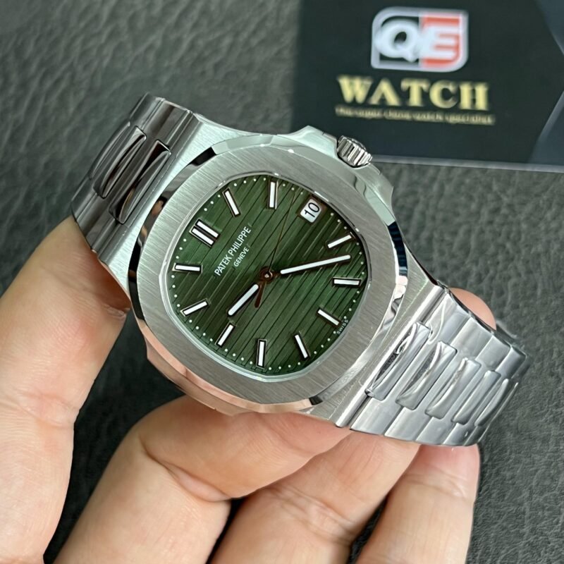 Patek Nautilus 5711/1A-014 Green Dial on Stainless Steel Bracelet Super Clone