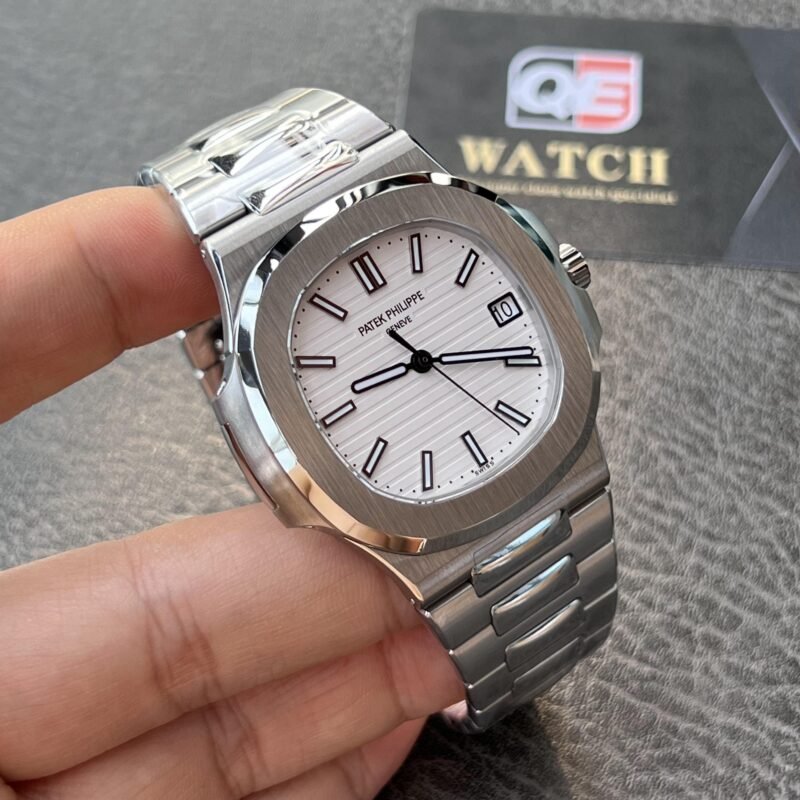 Patek Nautilus 5711/1A-011 White Dial on Stainless Steel Bracelet Super Clone