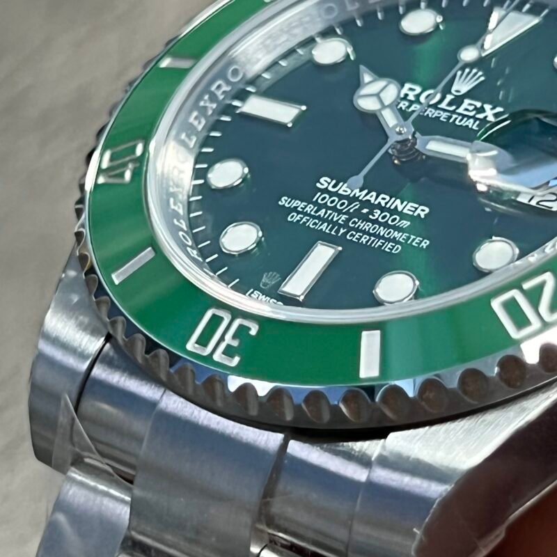 Rolex Submariner Hulk 116610LV Green Dial 40mm Super Clone