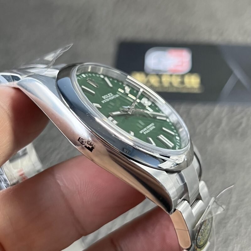 Rolex Oyster Perpetual 41mm/36mm M124330 Stainless Steel with Green Dial Oystersteel Top Replica