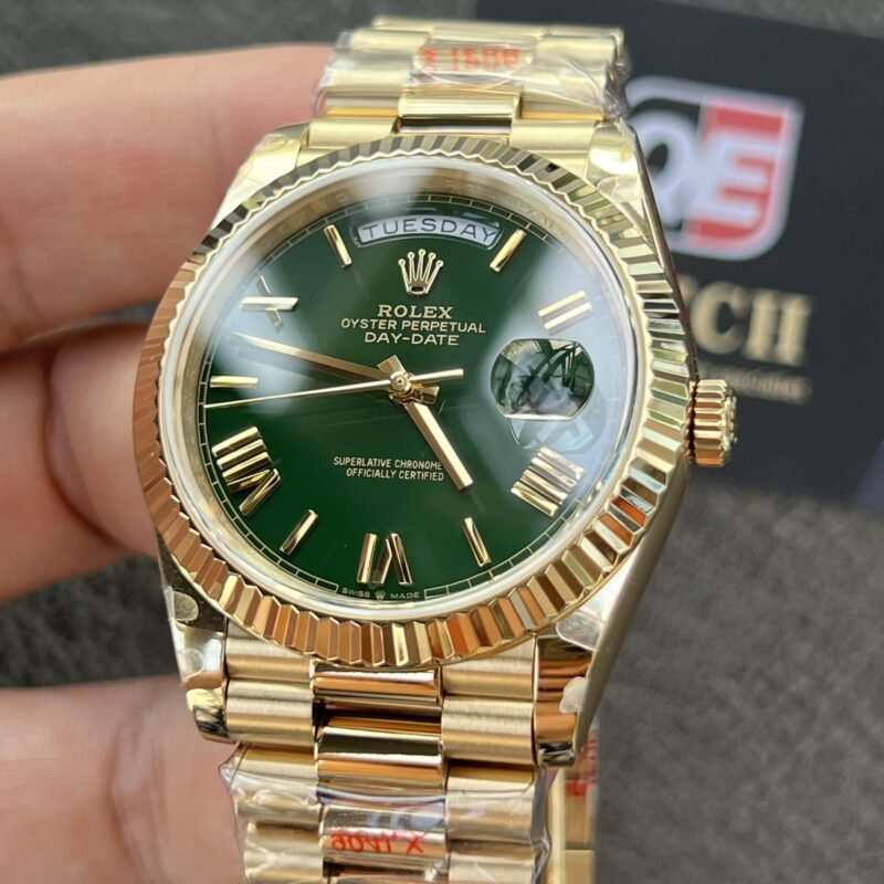 Rolex Day-Date m228238-0061 Yellow gold with Green Dial (Roman Numerals) President bracelet (40mm) Super Clone